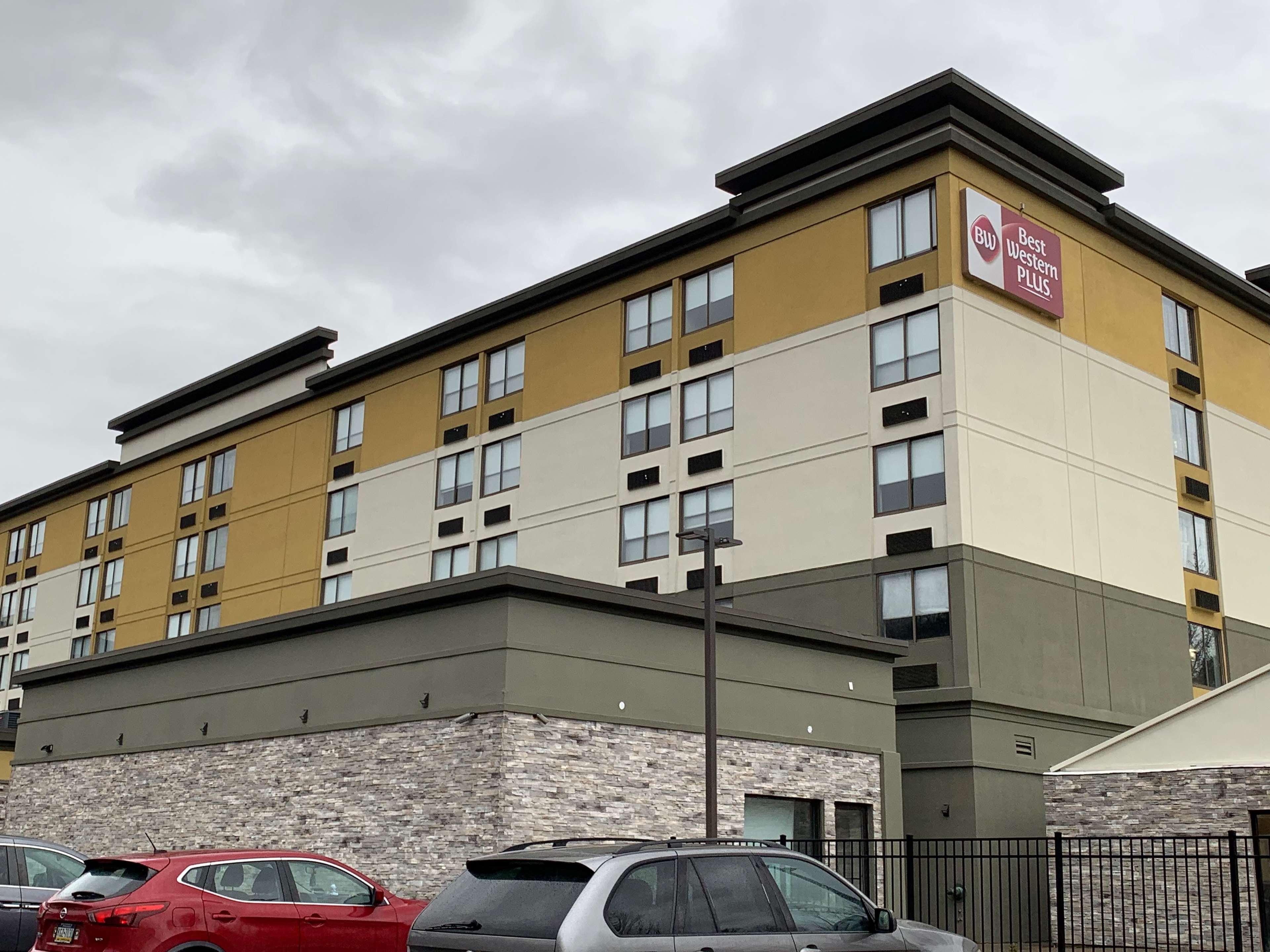 Best Western Plus Clarks Summit Scranton Hotel Exterior photo